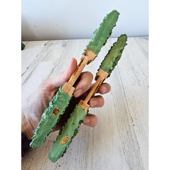 Easter village gate flowers shrubs fence decor spring figurine - Picture 8 of 8